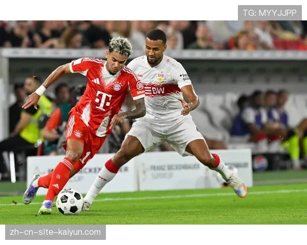 拜仁慕尼黑联赛阶段六胜一负 高位逼抢体系促成净胜球优势 拜仁慕尼黑联赛阶段六胜一负 高位逼抢体系促成净胜球优势